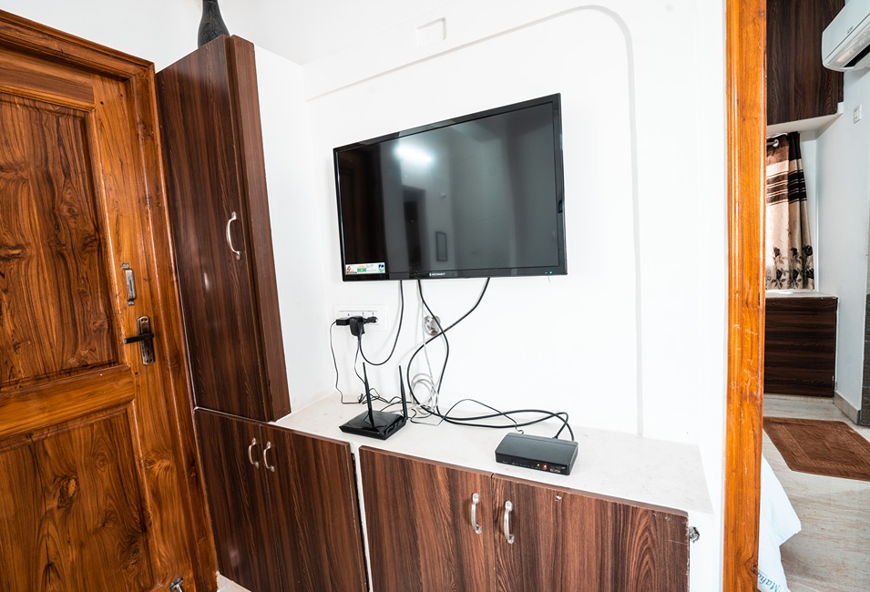 Double Bed Room (11)