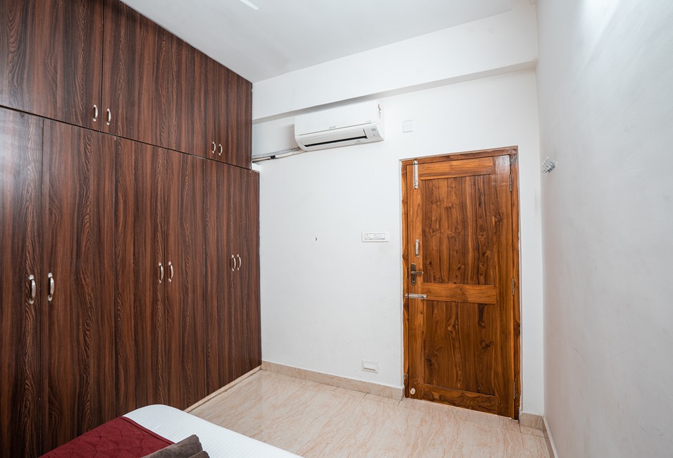 Double Bed Room (17)