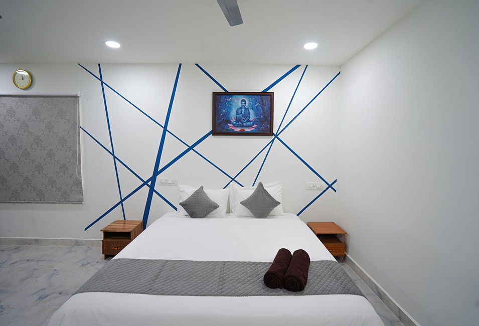 Studio Apartments (15)